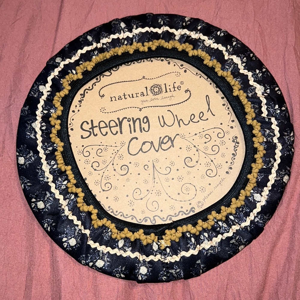 Natural Life Steering Wheel Cover